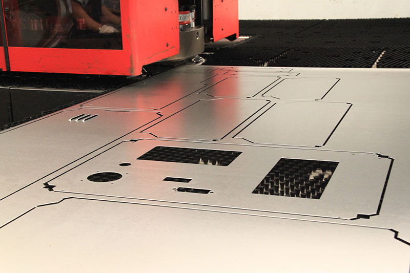 ตัดพับเหล็ก งานสแตนเลสตามแบบ ตัดพับเหล็ก CNC Punching